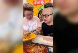 娱乐吃瓜酱外卖,带你尝鲜网红美食，轻松解锁味蕾新体验