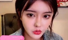 娱乐吃瓜酱余华老师,娱乐吃瓜界的灵魂画师