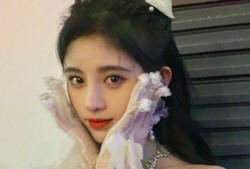 吃瓜娱乐圈鞠婧祎,娱乐圈的瓜田，她如何成为焦点？”