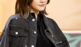 娱乐吃瓜女明星敬酒,敬酒瞬间，女明星们的“吃瓜”时刻